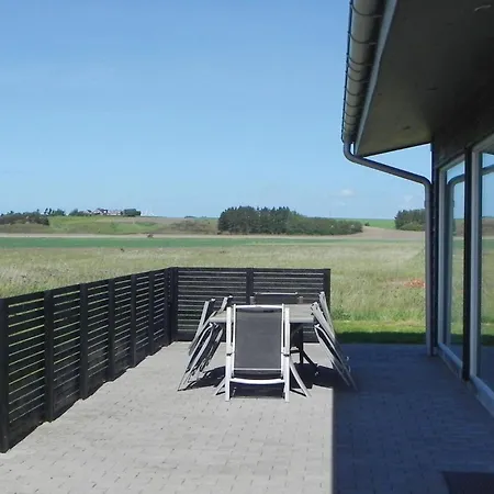 Three-bedroom Hurup Thy With A Fireplace 06 *