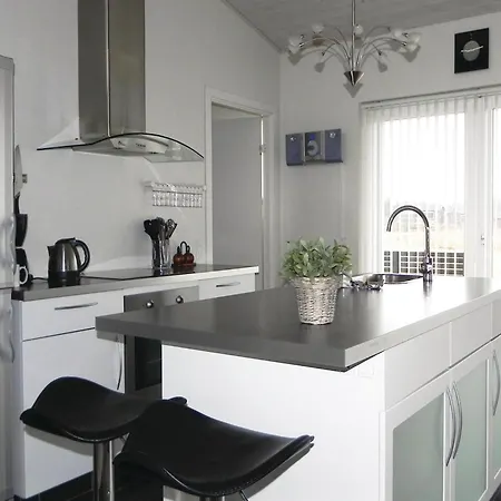 Three-bedroom Hurup Thy With A Fireplace 06 Holiday home Sindrup