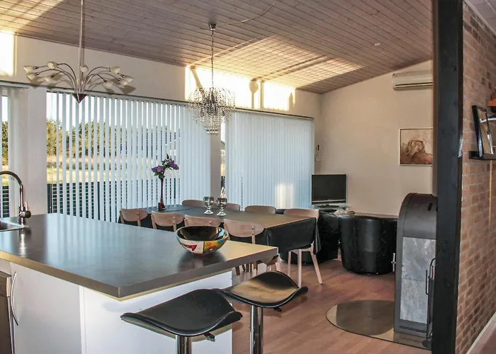 Feriehus Three-bedroom Hurup Thy With A Fireplace 06